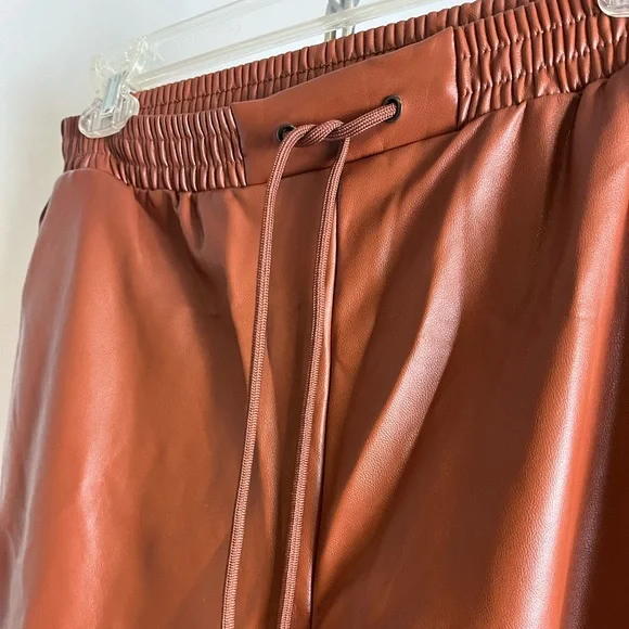 Women’s Brown Leather Joggers - Picture 4 of 4